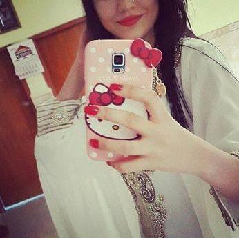 My Pers()naliTy sTays within Me Wherever I am. My AttituDe Depends ()n The People in froNt ()f Me..