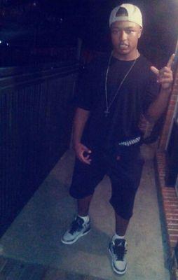 #FreeBleek #FreeJr #LongLiveLoc #RIPKris #RIPErika  Everything I Do Its 4 #OTF Never Been Worried Bout Another Nigga Priorities, I Get All On My Own