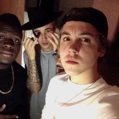 free follow follow @browneyesmatt (: ask for dms to 3/12+ariana grande+ justin bieber+ dan kanter + dylan espinosa + jack dail