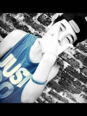 Estudiantes de la plata♡ *-* // Seguime & te sigo :*