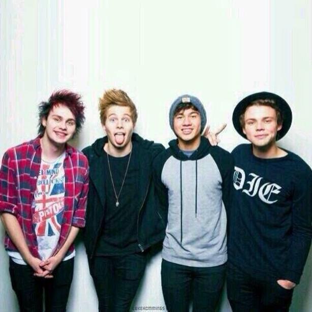 The5SecsofBYE's profile picture. PA: @Angegegelika | A fangirl for life. | 5 Seconds of Summer ♥ | Before You Exit ♥ | 0/4 - 5SOS | 0/3 - BYE | Like my page: https://t.co/8pJspP1QVD