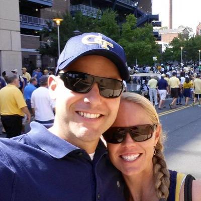 laurabjump's profile picture. 