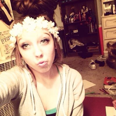 ballshannon491's profile picture. im broken.