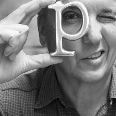 Architect, RetailDesign srl founder, IUAV, ULI UrbanLandInstituite, wooden boat lover.