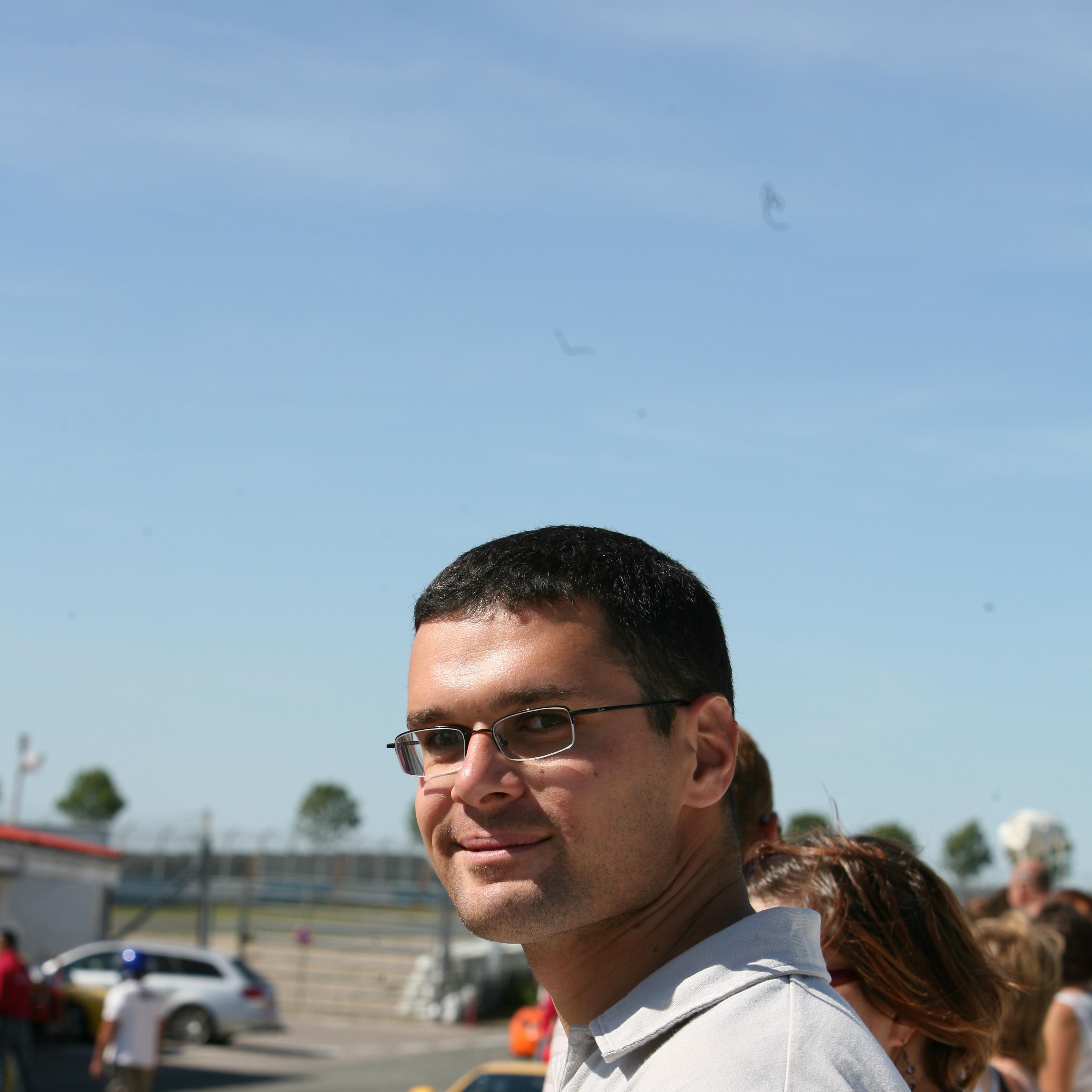 Éducateur-joueur vétéran #jswavrindon