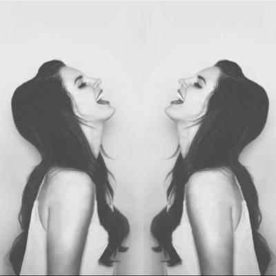 follow @ayehoeurnotlana