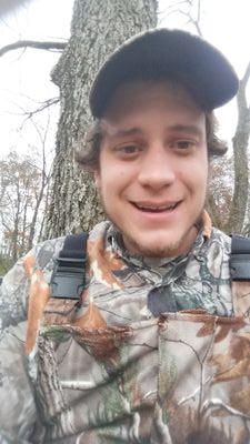 JustinBoyer343's profile picture. My names Justin, I like long walks on the beach and I'm addicted to wheat thins, im the guy you hate, and your girlfriend loves.