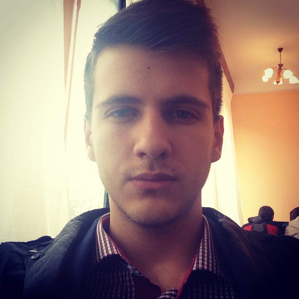 Sangewek's profile picture. особенные тараканы в голове