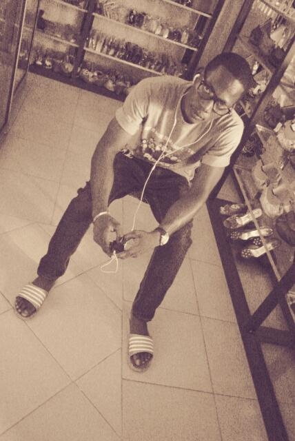 OdusKenny's profile picture. 