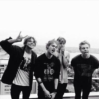 5soslive123's profile picture. so....