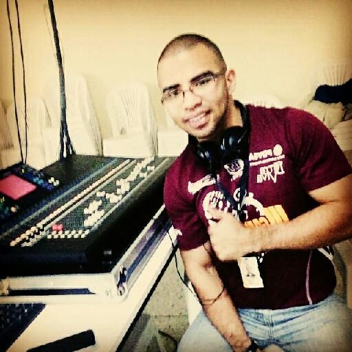 ing industrial, técnico de Audio , y un poco de audiovisual.
TWITTER ingcarlosch
SNAPCHAT carlos-achr
COREO ingenierocarloschr@gmail.com