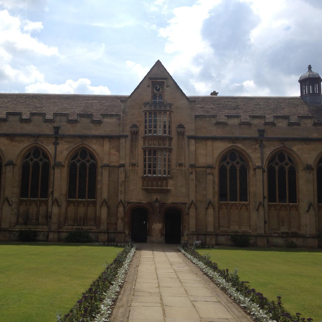 The WCR of University College, Oxford. Keep up to date with graduate social events and college news via Twitter! Facebook: https://www.facebook[dot]com/univwcr