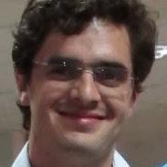 French-brazilian, born in Penapolis/SP/BR in 1983, lived in Paris/FR until 1991. Graduated in Computer Science in 2006. Passionate programmer