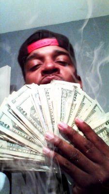 Upcoming CT Artist, Show Sum Love, I'll show it back!
#860/203