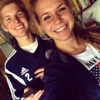 helena_bomber's profile picture. 