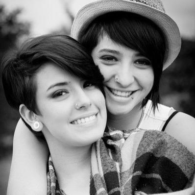 Hi cutie... can you follow @insaneandrude. please.