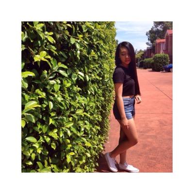 ebondoc04's profile picture. The one that wants to wear the crown, must bare the weight.