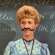 《 Mais tais-toi ! Monsieur est prof de français : il sait mieux que toi ! 》