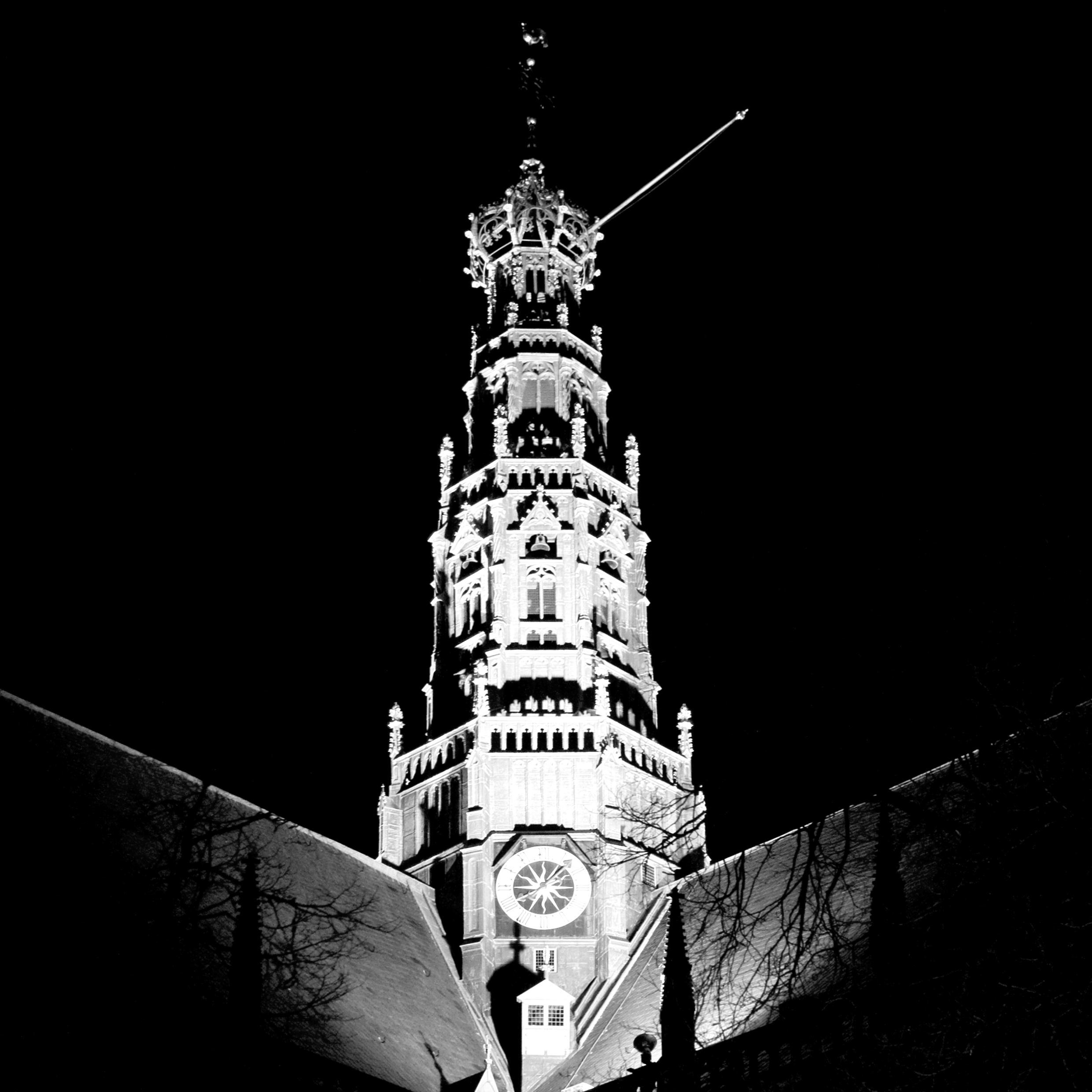 Op oogophaarlem.nl ziet u dagelijks nieuwe en verrassende straatfoto's uit Haarlem