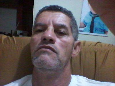 Segui a paz com todos, e a santificação, sem a qual ninguém verá o Senhor;
Hebreus 12:14