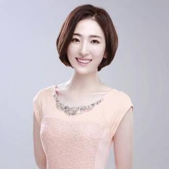 늘 음악과 함께하는, 영화, 뮤지컬, 연극, 전시, 책, 스포츠, 아메리카노와 티를 좋아하는.