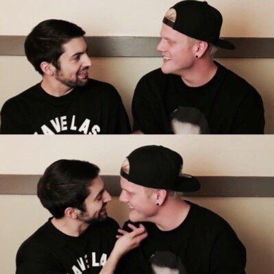 IM @SCHOMICHE BC I HIT TWEET LIMIT #VOTESUPERFRUIT