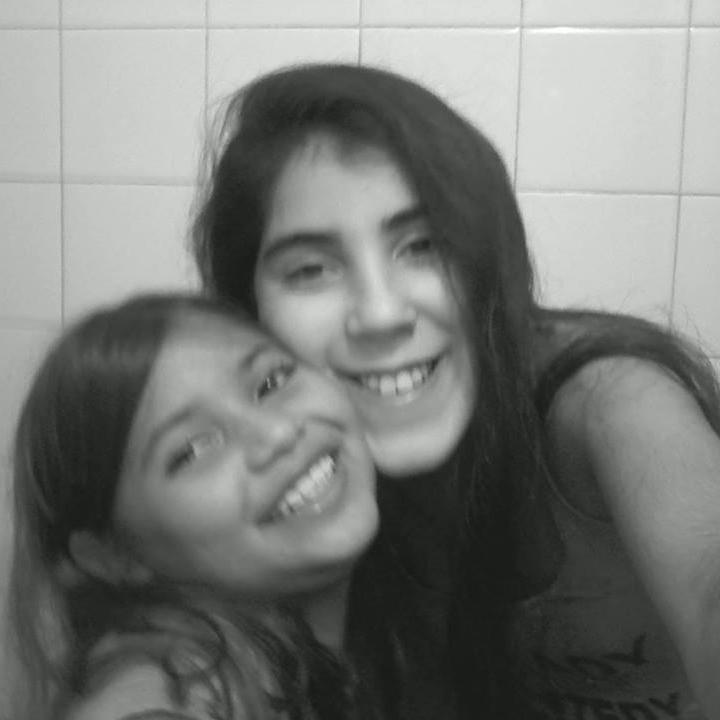 Tu puta sonrisa me hace sonreír :D