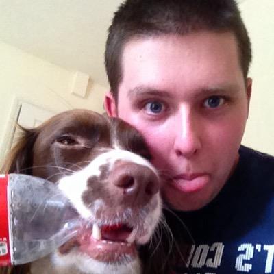 im a little goofy and i dont tweet much and im a massive bluenose and a big one piece fan