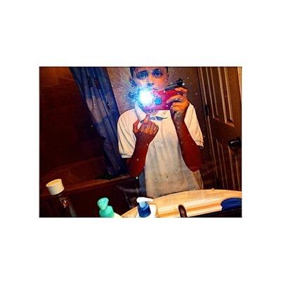 Instagram @Lal0esparza