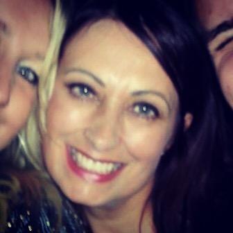 Proud mother of 3 gorgeous sons ! Owner of LK Beauty