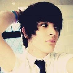 hello im shane im 18 uears old im a dutch cullen im single and im into heavy metal music #rp+18