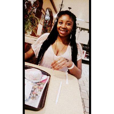 Briibrii2133's profile picture. 