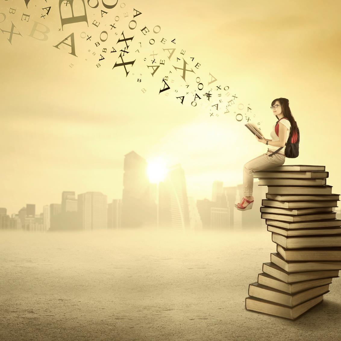 SheWritesSciFi's profile picture. 