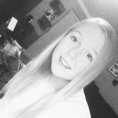02-16-1998 (16) ,country girl ~ fishing & mudding ,KHHS ,Go Gator's ,I love my family,God, and my Friends