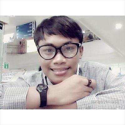 Menerima Kenyataan didalam Kehidupan ini , antara Kekurangan dan Kelebihan .. Next Tetap Bersyukur atas nya ..