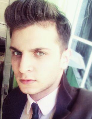 __Matheus4You's profile picture. Porque o caminho errado sempre seduz