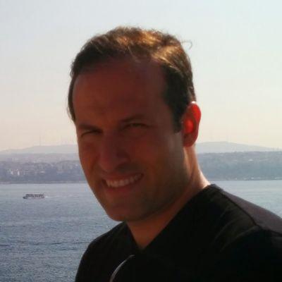 Founder & CEO of Mushroom Networks, Inc. Meditator. Swimmer. Tennis player.