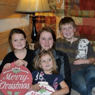 Mom of three crazy amazing kids! Best job in the world 