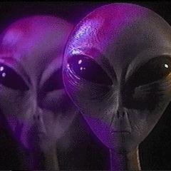somos2aliens's profile picture. 