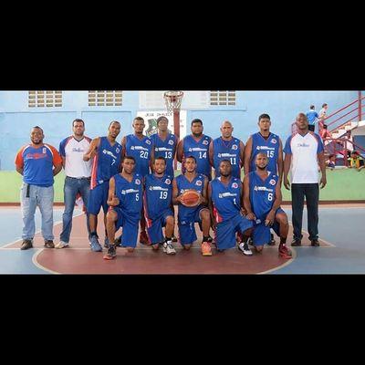Feliz y Agradecido Con Dios Tengo Una Hermosa Familia // Pensando en Grande// y mi pasión es jugar baloncesto