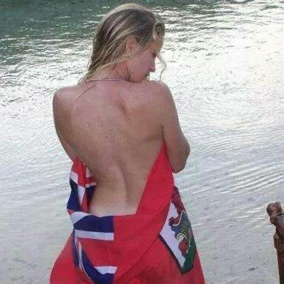 bellakelly75's profile picture. 