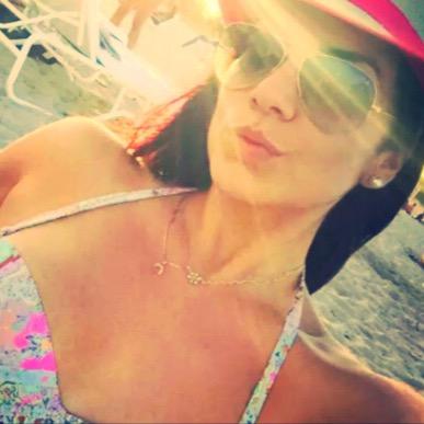 Periodista, Aeromoza y Abogada de la República... Venezolana de ❤