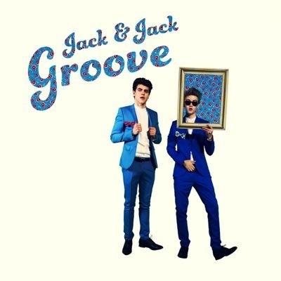 follow @gammonlcg and @JackGilinsky XD I wish dat Jack Gilinsky would follow meh!!!! Follow @jac_gilinsky !!!!