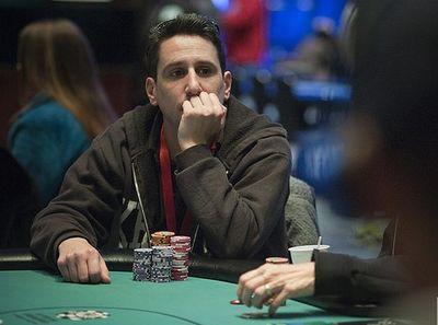 tomlyv's profile picture. ..... si tu es absent lors de mes combats , n’espère pas être présent lors de mes succès  ....