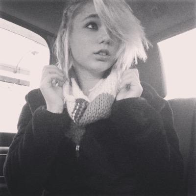 Snapchat~ Rocy21 Kik~ rocy0013 Facebook~ Andrea Goranovich Instagram~ Broken_Smile_00 Vine~ Andrea Goranovich Follow me plz :) you wont regret it!!