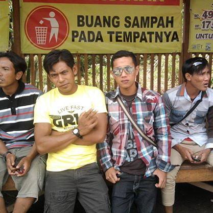 roezqoqlak's profile picture. jika kamu percaya pada dirimu,tidak ada yang dapat menghentikanmu,untuk mencapai apa yang kamu inginkan.