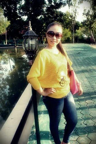 ♥love REAL MADRID♥     Bismillah .tersenyum menjalani kehidupan..