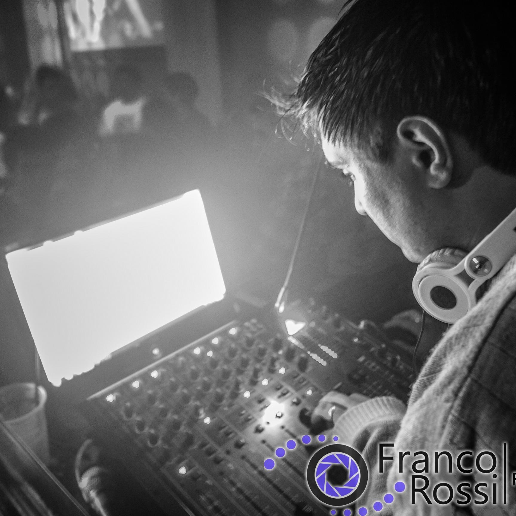 DjMagoTandil's profile picture. DJ en Midi Sonido.