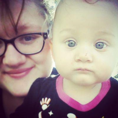 single mom :)
corrections officer :)
loving life :)
my daughter is my world 3