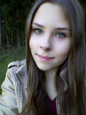 Andrea_Amon's profile picture. Austrian girl / 15 / playing the most amazing instrument with six strings *-* / music is my life♥